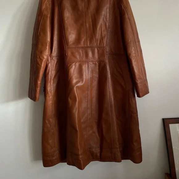 Vintage Danier Leather Jacket - Picture 3 of 7